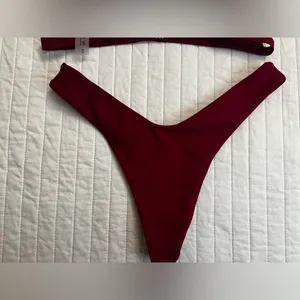 SHEIN burgundy high cut triangle bikini NWOT thumbnail 6