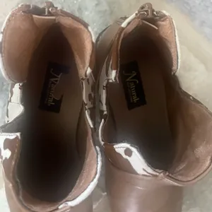 Natural Reflections Ankle Booties Size 10 thumbnail 8