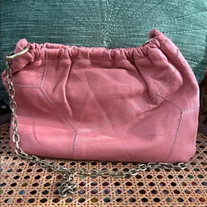 Free People Something Good Dusk Coral Leather Antique Gold Chain Clutch Bag thumbnail 2