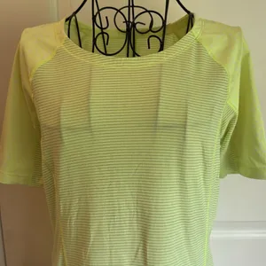 Lululemon swiftly tech neon, yellow striped shirt thumbnail 3