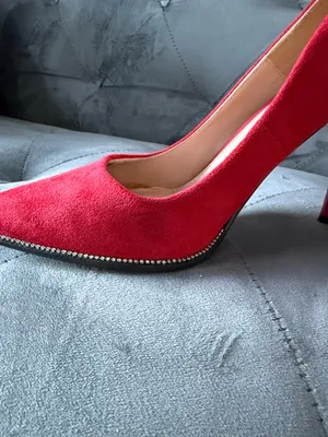 Olivia Miller Red Suede Pointed Toe Stilletos thumbnail 4