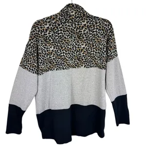 Tint & Shadow NWT Leopard Cream Black Cowl Neck Lightweight Knit Pullover Size L thumbnail 2