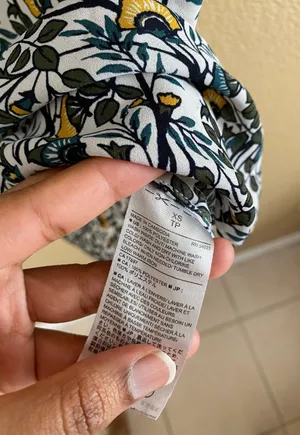 Banana Republic Blouse thumbnail 5