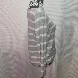 Design 365 women’s sweater thumbnail 2