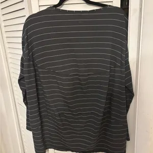 Lululemon Back in Action Long Sleeve Shirt Short Serve Stripe Graphite Grey Whit thumbnail 7