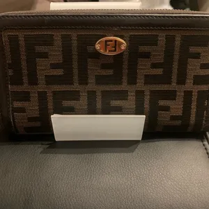 Fendi Zippy‎ wallet thumbnail 2