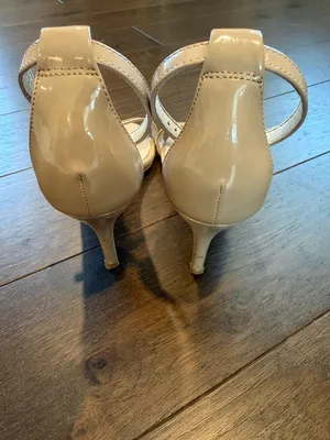 Steve Madden Silly Ankle Strap Nude Beige Patent Leather Heeled Size 7 - C37-080 thumbnail 5