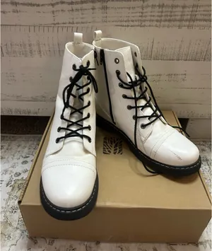 Arizona Jean Company white combat boots thumbnail 1