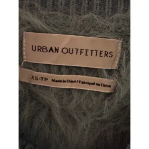URBAN‎ OUTFITTERS Fuzzy Textured Crew Neck Sweater Teal Blue XS TP thumbnail 3