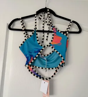 Crop Top thumbnail 3