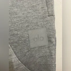 ALO Yoga NWOT Make Waves Sweatpants Joggers Athletic Heathered Grey Tonal Size M thumbnail 11