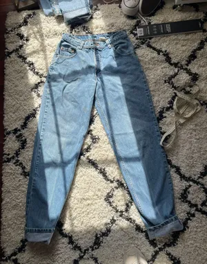 Vintage 550 High-Waisted Mom Jeans thumbnail 5