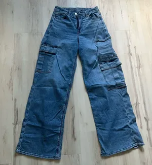 American Eagle Jeans size 6L thumbnail 1