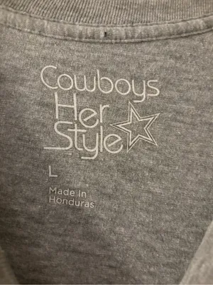 Dallas Cowboys Gray Short Sleeve Tee Women’s Size L Gray thumbnail 5