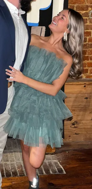 Boutique Dress Green Size M thumbnail 1