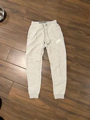 XS Grey Nike Sweats thumbnail 2