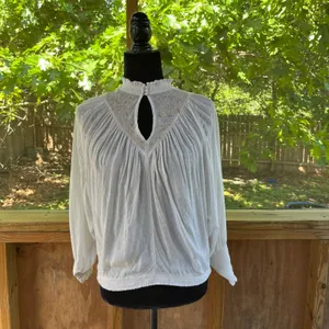 Anthropologie Feather Bone Edda Embroidered Dolman Blouse Size S thumbnail 3