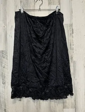 Vassarette Woman’s skirt inner slip lingerie thumbnail 1