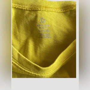 Offline By Aerie Long Sleeves Come Ski With Me Mustard Yellow Thumbholes XL NWT thumbnail 5
