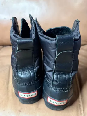 Hunter Black Leather Snow Boots thumbnail 4
