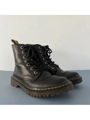 Dr. Martens‎ Luana Black Leather Air Wair Combat 7 Eyelet Lace Up Boots thumbnail 2
