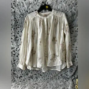 99. Free People Don't Look Back Button down floral blouse oversized small thumbnail 8