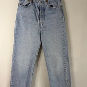 Levi's Light Blue Straight Leg Women's Jeans thumbnail 3
