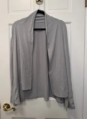 Cuddl Duds Flexwear Long Sleeve Wrap Light‎ Heather Gray Size Medium thumbnail 1