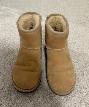 UGG Boots thumbnail 1