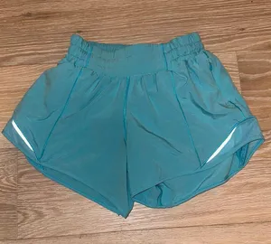 Lululemon Hotty Hots 4” thumbnail 1