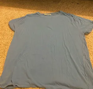 Free People T-Shirt thumbnail 1