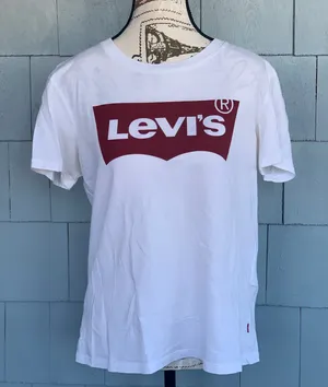 Levi’s Womens Logo Tee thumbnail 1
