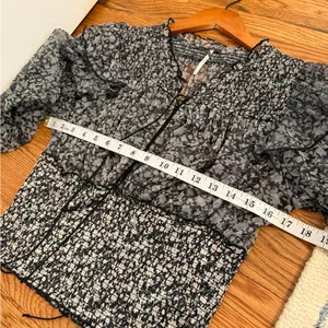 Free People Beatrice Mesh Blouse Top Floral Printed Ruffle Smocked Sz L thumbnail 12
