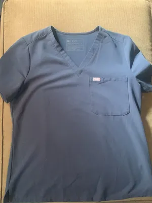 FIGS Women's V-Neck Scrub Top in Navy Blue thumbnail 2