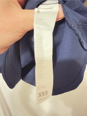 Fabletics Navy Scrub Top Size XXS New! thumbnail 9