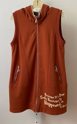 YIYU Size M Burnt Orange Sleeveless Zip Up Hooded Vest Dr‎ Seuss Graphic Print thumbnail 1