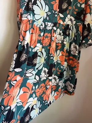 Maeve Anthropologie Juno Dress Tropical Floral Small Bold Flowy Relaxed V-Neck thumbnail 7