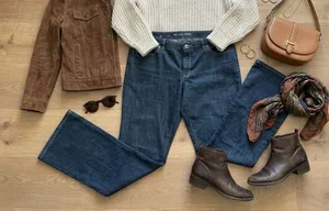 Michael Kors Blue Flare Jeans Size 12 Stretch Denim Mid Rise Classic Fit Flare thumbnail 1