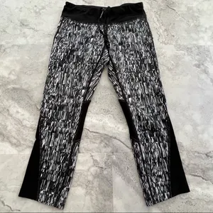 Nike Running Dri Fit Brush Stroke Pants Size‎ Small thumbnail 1