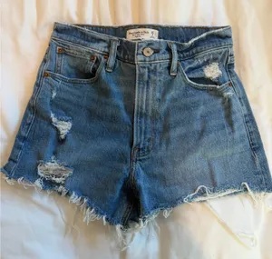 Abercrombie High-Rise Denim Mom Shorts thumbnail 1