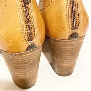 Ugg Size 9 Tan‎ Thames Distressed Perforated Stacked Heel Leather Ankle Bootie thumbnail 6
