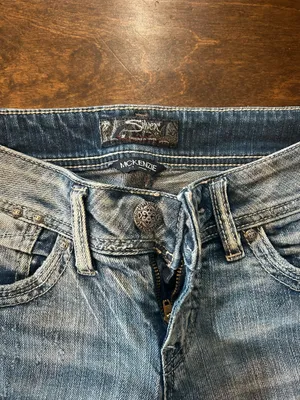 Light wash McKenzie low rise silver jeans Blue Size 28 thumbnail 4