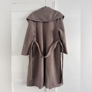 Wool coat thumbnail 4