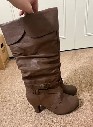 High Heel Boots Brown Size 8 thumbnail 2