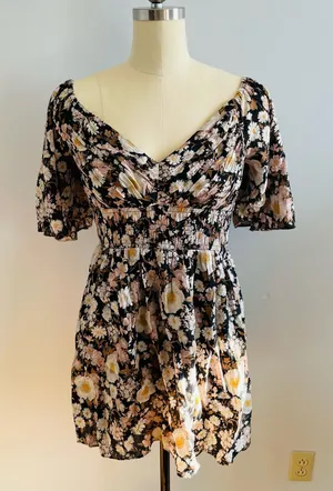 Abercrombie & Fitch Off The Shoulder Black Floral Mini Dress- Size Medium Tall thumbnail 1