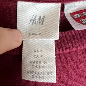 Harvard H&M Crimson Crewneck Sweatshirt Sz S Varsity Collegiate Logo Pullover thumbnail 5