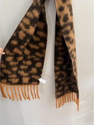 Kate Spade Leopard Oblong Scarf Cheetah Print Brown thumbnail 2