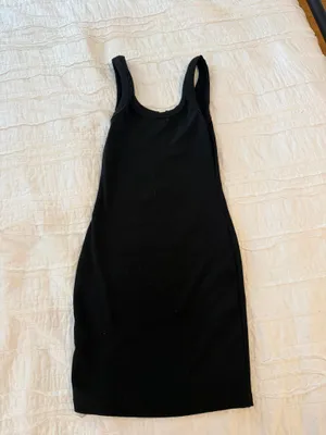 black bodycon dress thumbnail 3