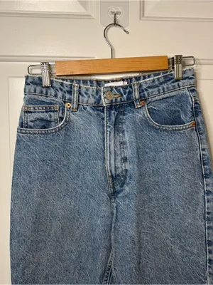 Zara highwaisted blue jeans barrel leg casual bohochic retro poetcore indie 4 thumbnail 2