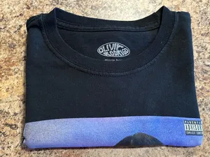 Olivia Rodrigo SOUR tour concert Tee thumbnail 3